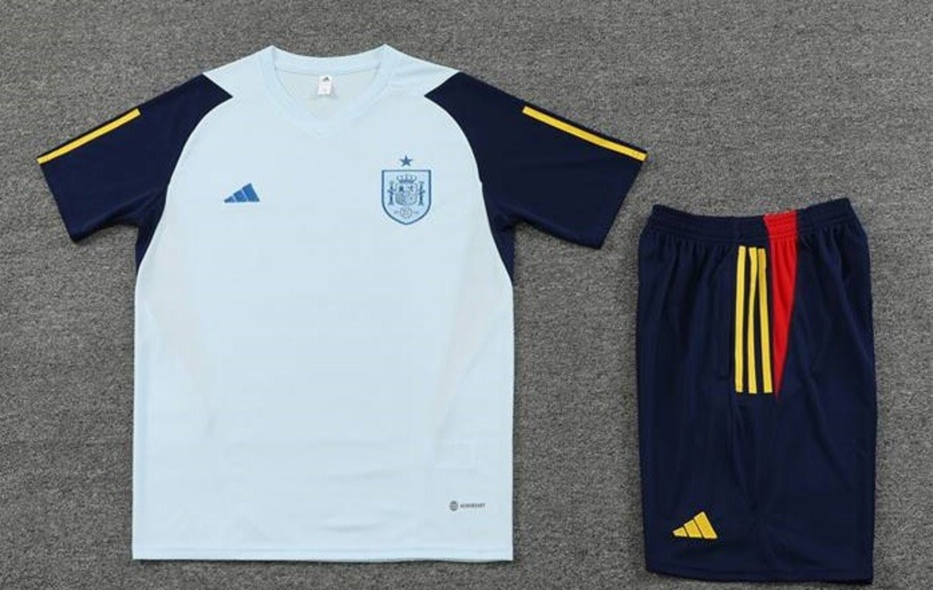 Chandal Espana 2023-2024 Manga Corta Azul - Pantalón Corto - 2